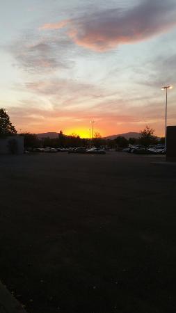 Columbia Center Mall